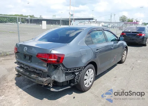 2016 Volkswagen Jetta 1.4T S z USA, uszkodzony, nr VIN 3VW167AJ2GM281757